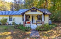 152 Mills Branch Road, Sylva, NC 28779