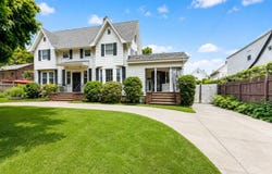 3011 Murray Street, Flushing, NY 11354