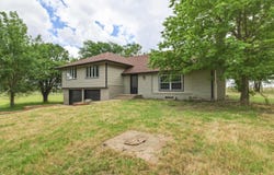 789 E 100th St S, South Haven, KS 67140