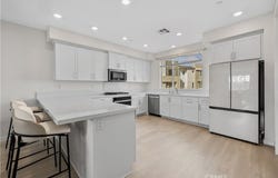 27579 Sanctuary Ct., Valencia, CA 91381