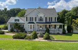 10 Macintosh Dr, Andover Twp., NJ 07848-4047