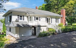 717 Route 40, Melrose, NY 12121