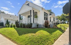 700 S Benton, St Charles, MO 63301
