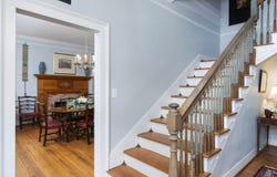 26 Fayette St, Staunton, VA 24401