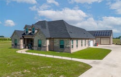 1221 FM 272, Leonard, TX 75452