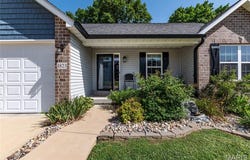 1823 Iron Mountain Dr, Festus, MO 63028
