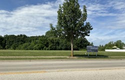 9501 W Drexel Ave, Franklin, WI 53132