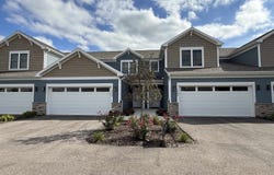 3164 S Bartells Dr, Beloit, WI 53511