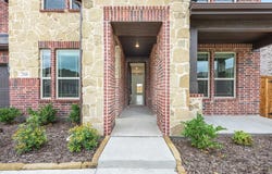 208 Sweetwater Drive, Commerce, TX 75428