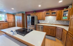 15999 Old Marvin Rd, Versailles, MO 65084