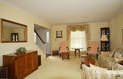 71 Maple Hill Drive, Chagrin Falls, OH 44022