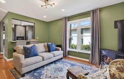 215 E A, Moscow, ID 83843