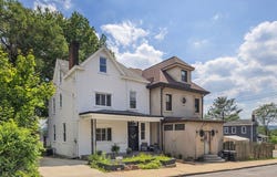 8 Marie Ave, Avalon, PA 15202