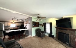 109 E 36th Ave, Hutchinson, KS 67502
