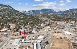 534 S Saint Vrain Ave, Estes Park, CO 80517