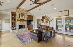 988 Kendall Jackson, Comfort, TX 78013