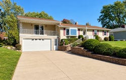 5931 CREST Drive, Millcreek, PA 16509