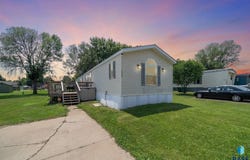 5703 W Owl Pl, Sioux Falls, SD 57107