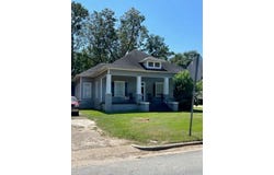 612 E 12th Ave, Cordele, GA 31015