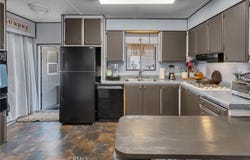 1205 Cypress #162, San Dimas, CA 91773