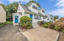 79 Lopez Rd, Cedar Grove Twp., NJ 07009-1124