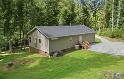 2575 Log Cabin Road, Maidens, VA 23102