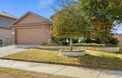 4225 Tollcross Lane, Fort Worth, TX 76123