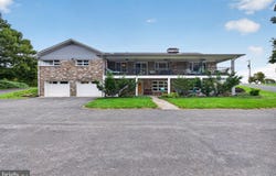 2912 PARK AVE, MANCHESTER, MD 21102