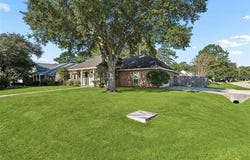 1933 MARLIN Drive, Mandeville, LA 70448