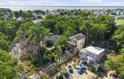 313 Sir Chandler Drive, Kill Devil Hills, NC 27948