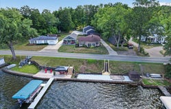 60 E Hickory Road, Battle Creek, MI 49017