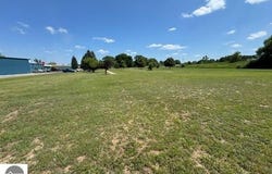 2426 Parkway Drive, Mt Pleasant, MI 48858
