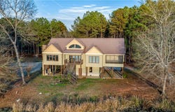 1388 Cypress Pointe Drive, Akron, AL 35449