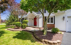 14 Silver Fox Circle, Greece, NY 14612