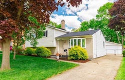 569 Hendrickson Boulevard, Clawson, MI 48017