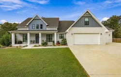 6 Emerald Ln., Greers Ferry, AR 72067