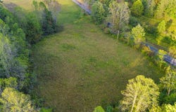 5531 KY-746, Campton, KY 41301