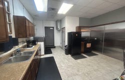 109 S Kansas Ave, Haven, KS 67543