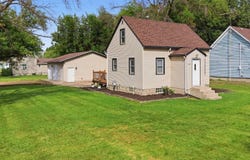 412 S Central Avenue, Mapleton, MN 56065