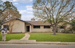 602 Moorside, Windcrest, TX 78239