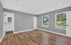 9 Oswego Place, West Babylon, NY 11704
