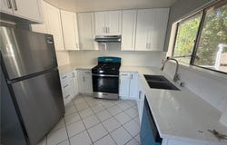 9800 Vesper, Panorama City, CA 91402