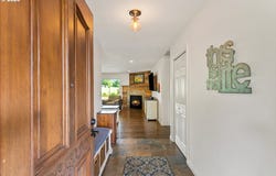 1060 S PARK St, Carlton, OR 97111