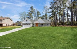 105 Young Road, Coinjock, NC 27923