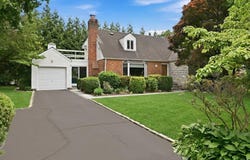 2 Crabtree Lane, Roslyn, NY 11576