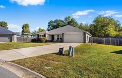 16 Oakland Circle, Austin, AR 72007
