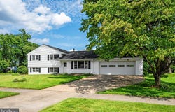 5214 HEMING AVE, SPRINGFIELD, VA 22151