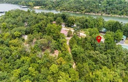 28139 Farm Road 1220, Eagle Rock, MO 65641