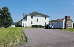 26 SHULTZ LN, GREENVILLE, VA 24440