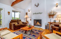 1 CR 1320, Greer, AZ 85927
